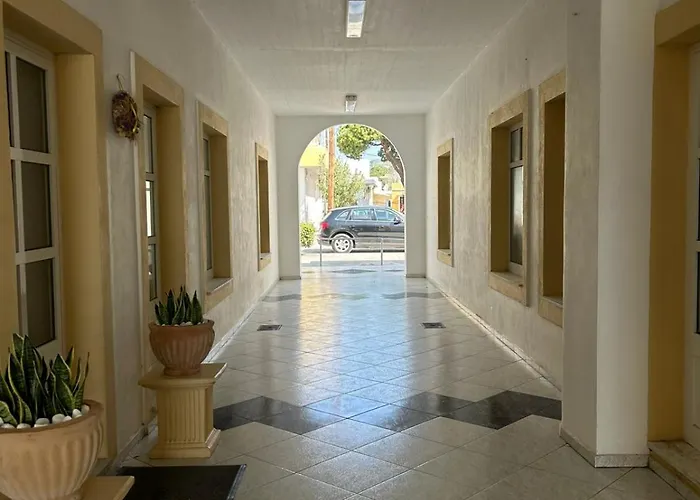 斯玛里斯公寓 Lakkíon